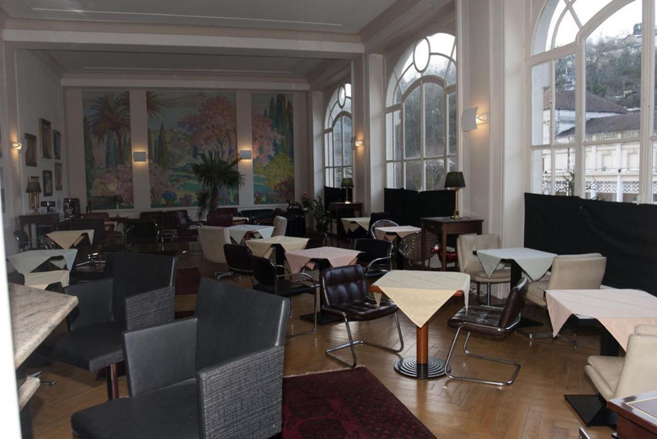 Acacias Apparts Hotel 플롬비에레레뱅 외부 사진