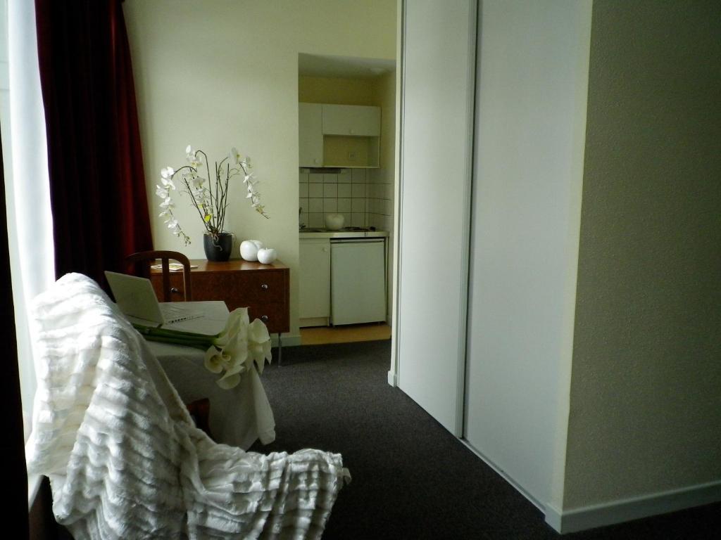 Acacias Apparts Hotel 플롬비에레레뱅 외부 사진